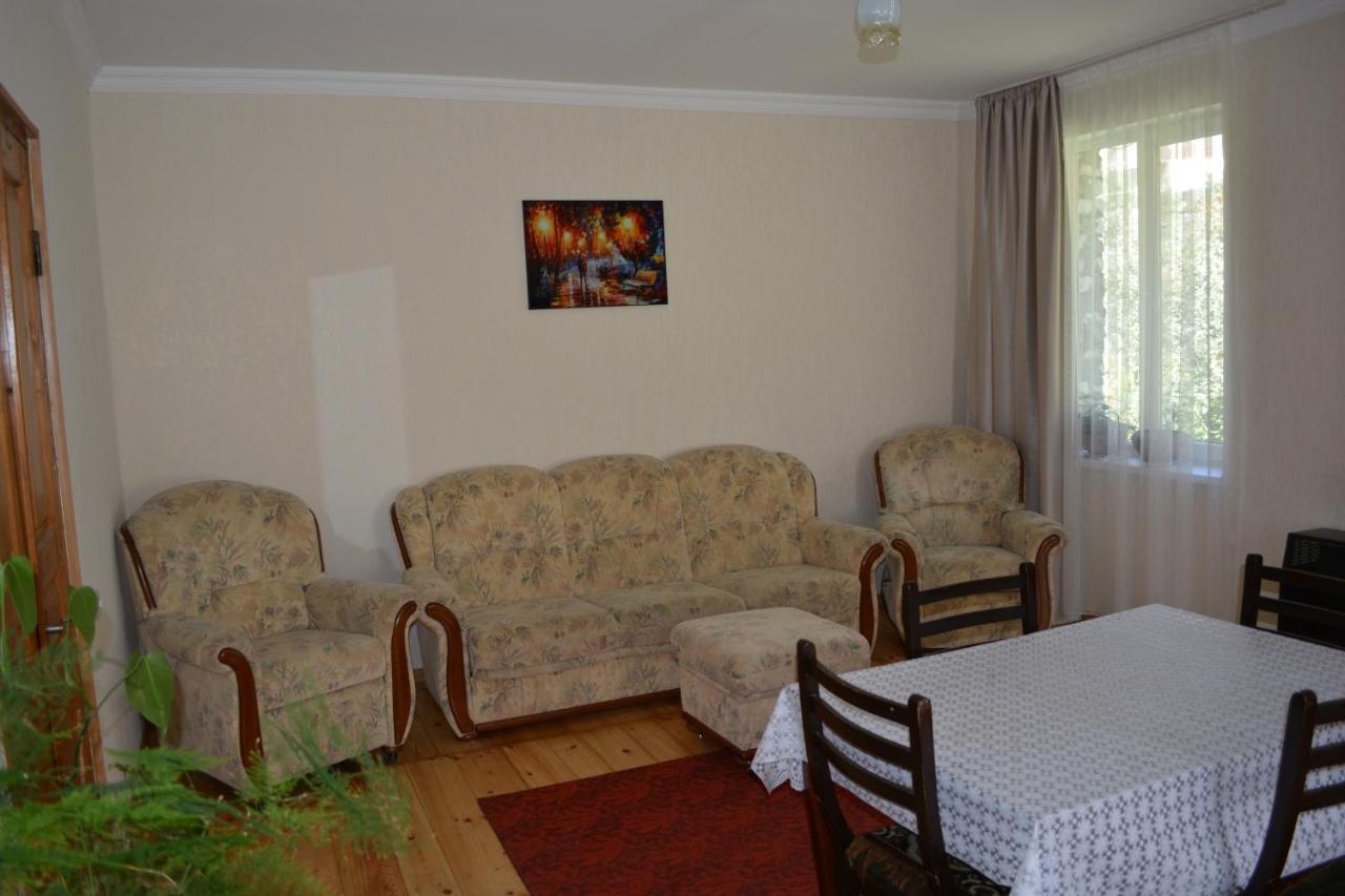 Ekaterine Country house